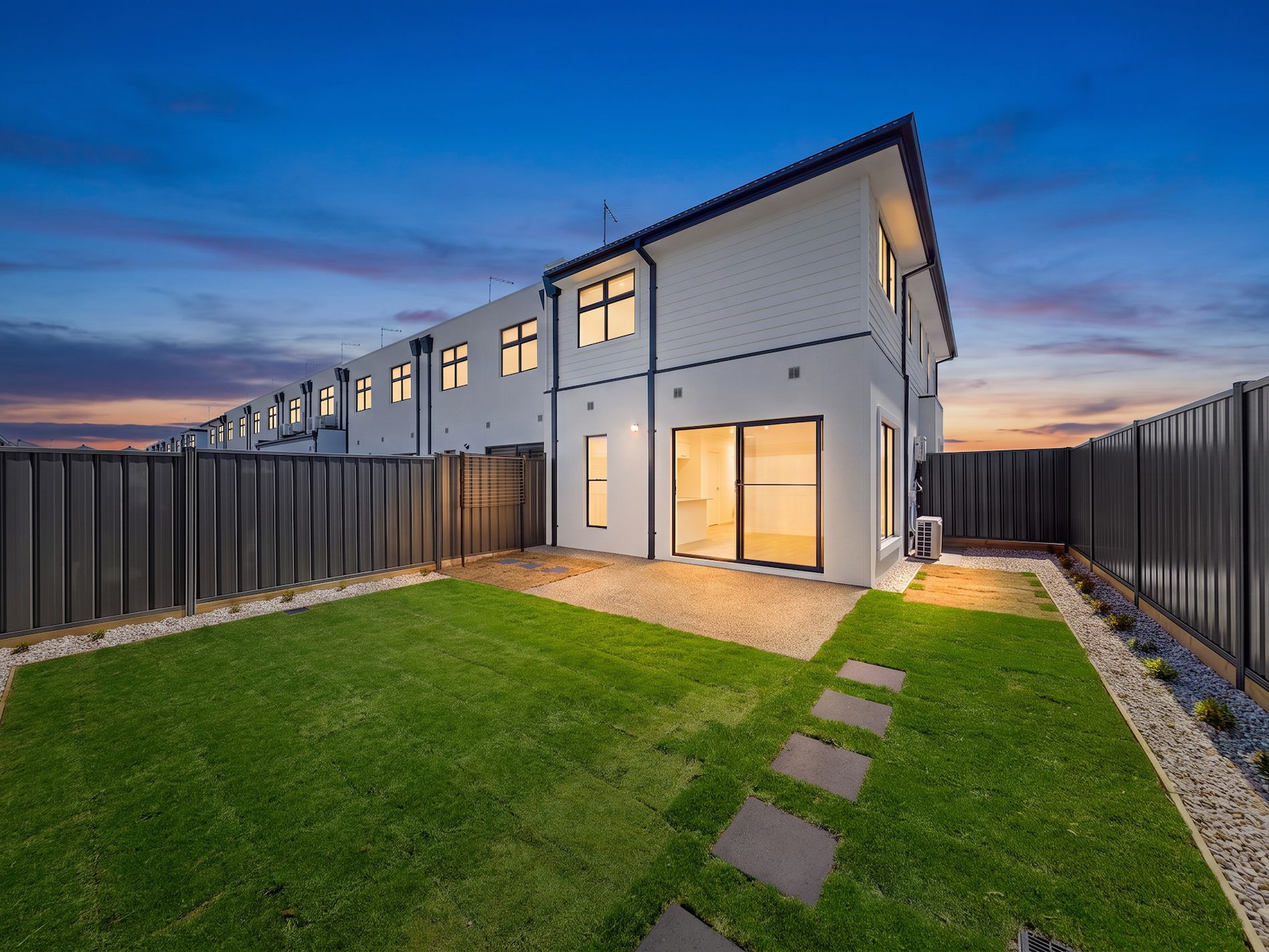 2 Boysenberry Close, Clyde North