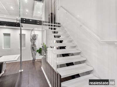 4 / 82 King Street, Perth