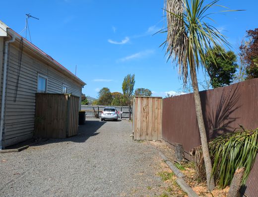 1 / 8 Burlington St, Sydenham