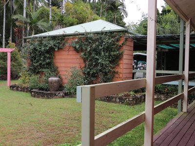 52 Falls Road, Nimbin