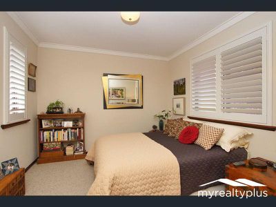 4 / 10 Queens Crescent, Mount Lawley