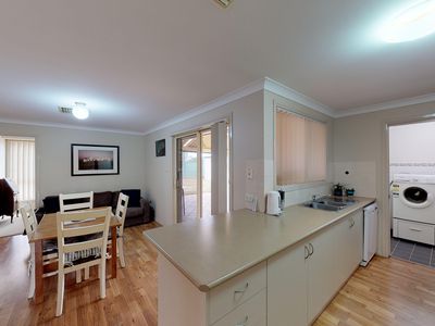 59 Meadowbank Drive, Dubbo
