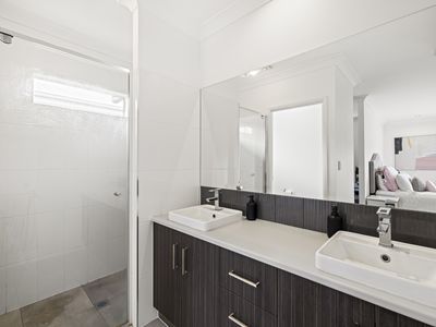 192 Nelson Street, Kearneys Spring