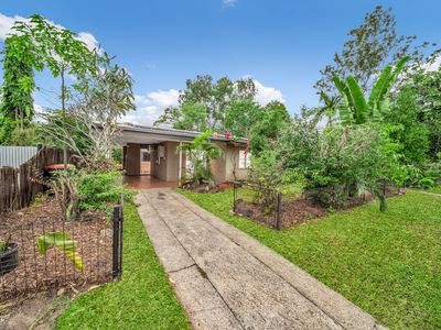 8 Mimosa Street, Holloways Beach