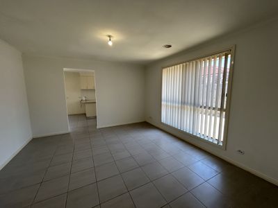 1/53 May Avenue, Altona Meadows