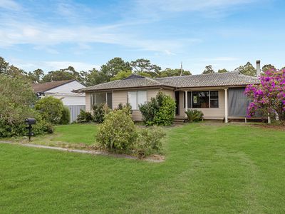 23 Tenth Street, Weston