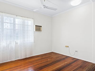 249 Little Spence Street, Bungalow