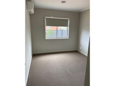 81 Bluebell Drive, Craigieburn