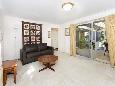 18 Ritchie Crescent, Horsley