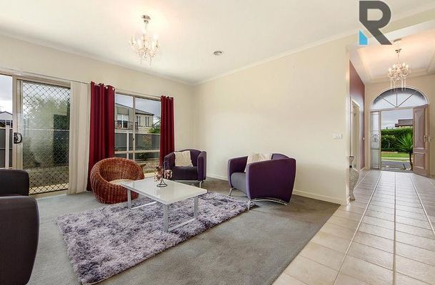 16 Explorers Place, Craigieburn