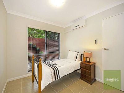 6 Humphrey Street, West End