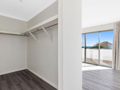 10 SHORE LANE, Port Kennedy