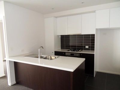 402 / 8 Gheringhap Street, Geelong