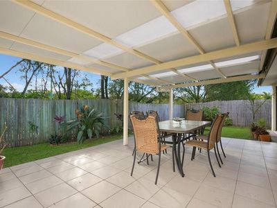 2 Salamander Place, Rochedale South