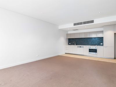 211 / 1 Kyle Way, Claremont