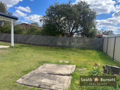 17 Deakin Crescent, Nanango