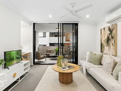 2201 / 18 Comer Street, Coopers Plains