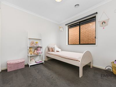 52 Chesney Circuit, Clyde