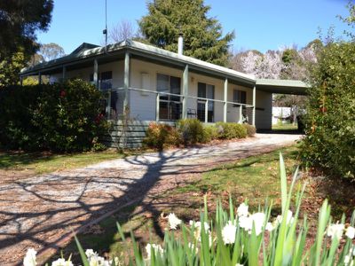 3 Myrtle Street , Tawonga South