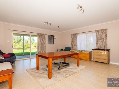 71 Sea Change Close, Hay