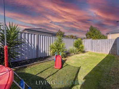 93 Park Orchard Drive, Pakenham