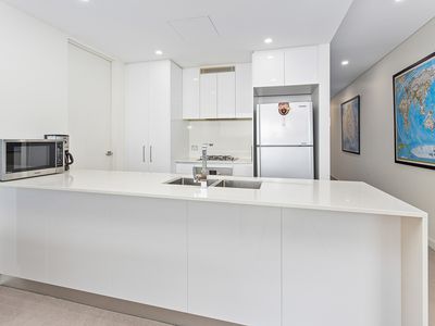 502 / 3 Grand Court, Fairy Meadow
