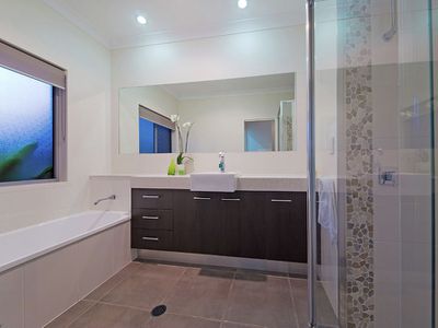 38 Feathertail Place, Gumdale