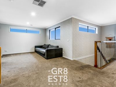 3 Quist Parade, Cranbourne West