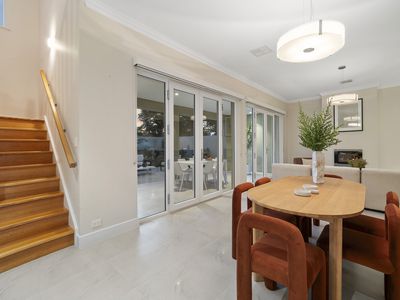 1 The Common, Beaumont