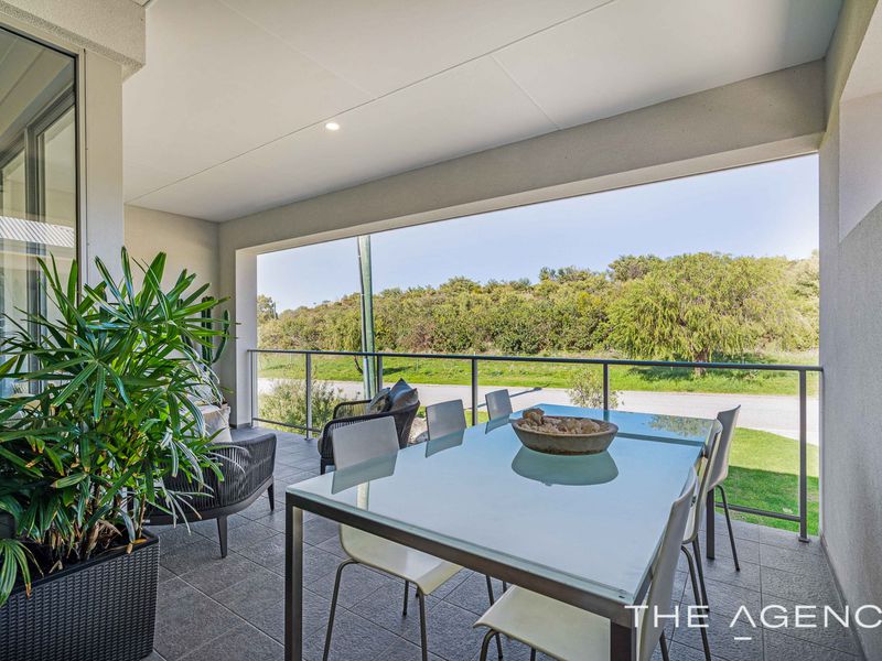 1 / 18 Whitton Street, Hamilton Hill