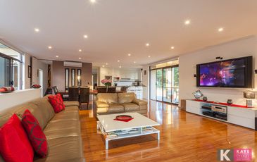 21 Sugarloaf Road, Beaconsfield Upper