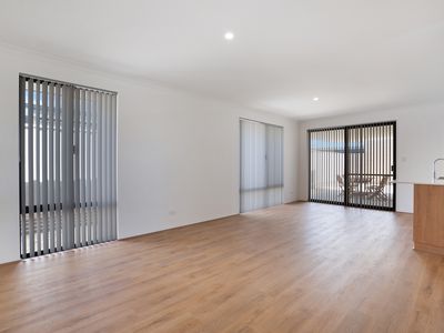 11 Salisbury Loop, Baldivis