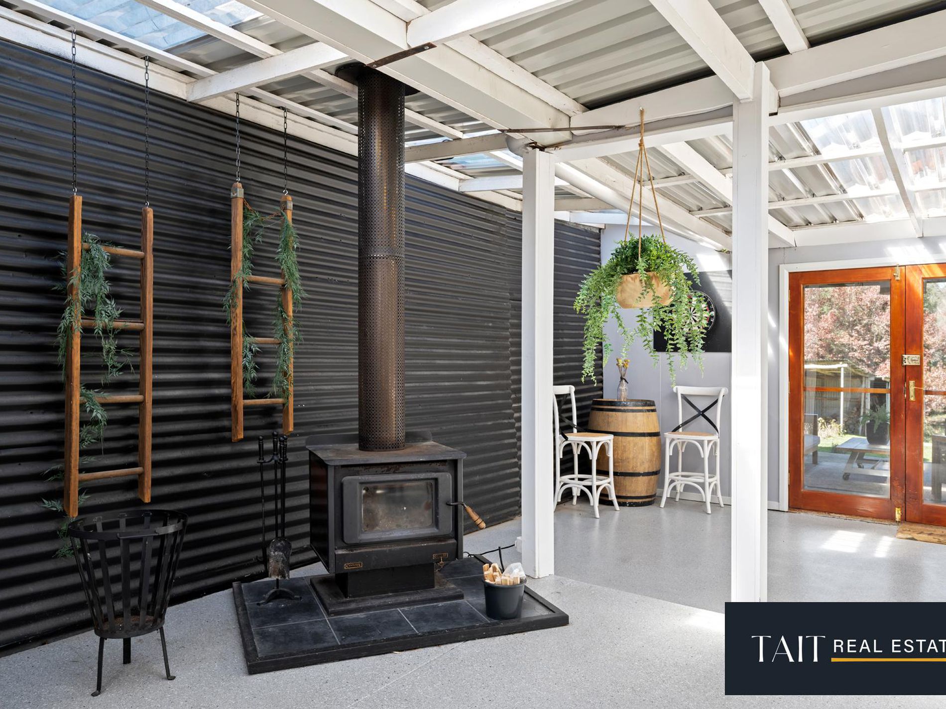 6-8 Mount Stanley Road, Stanley