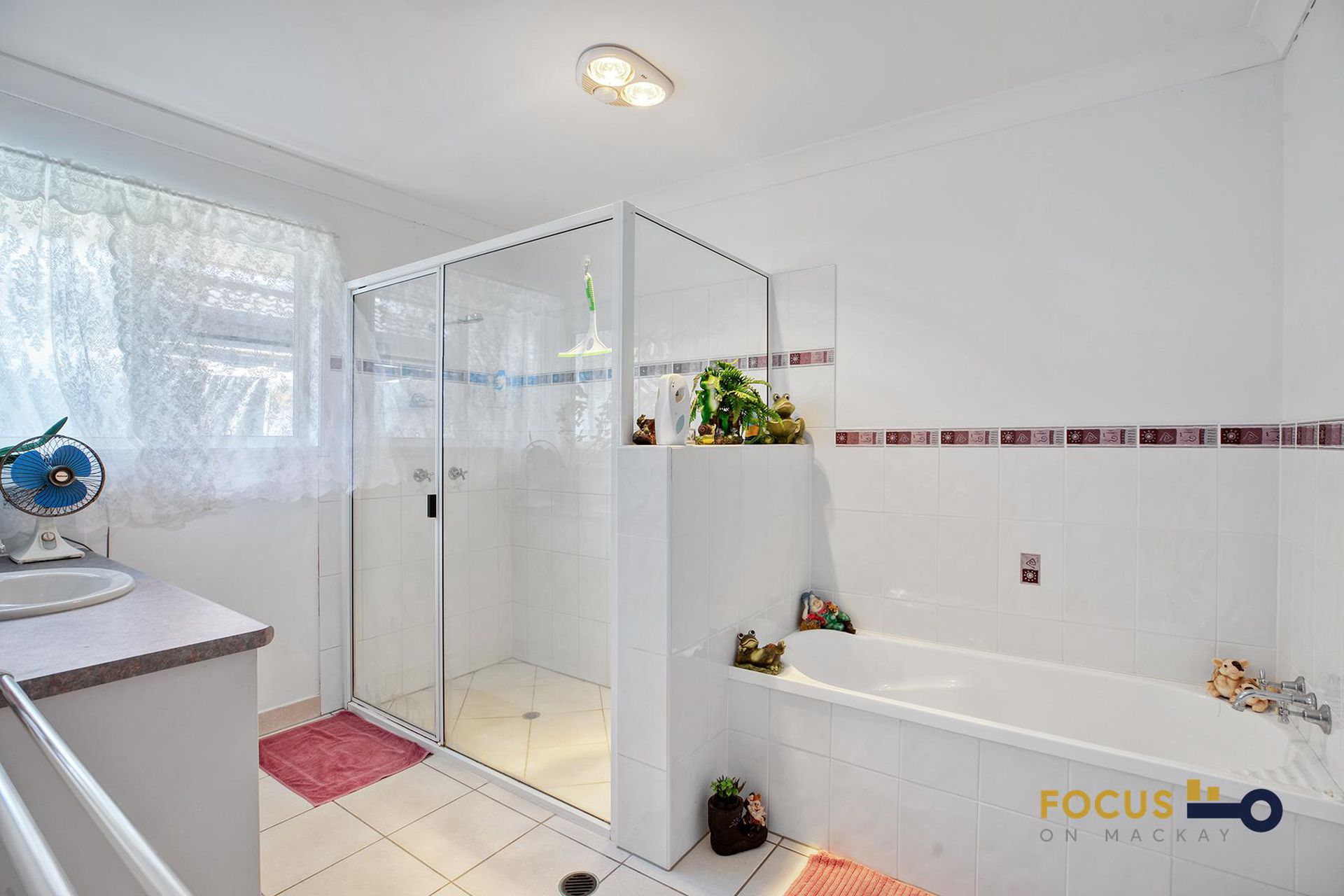 18 Lando Avenue, Sarina