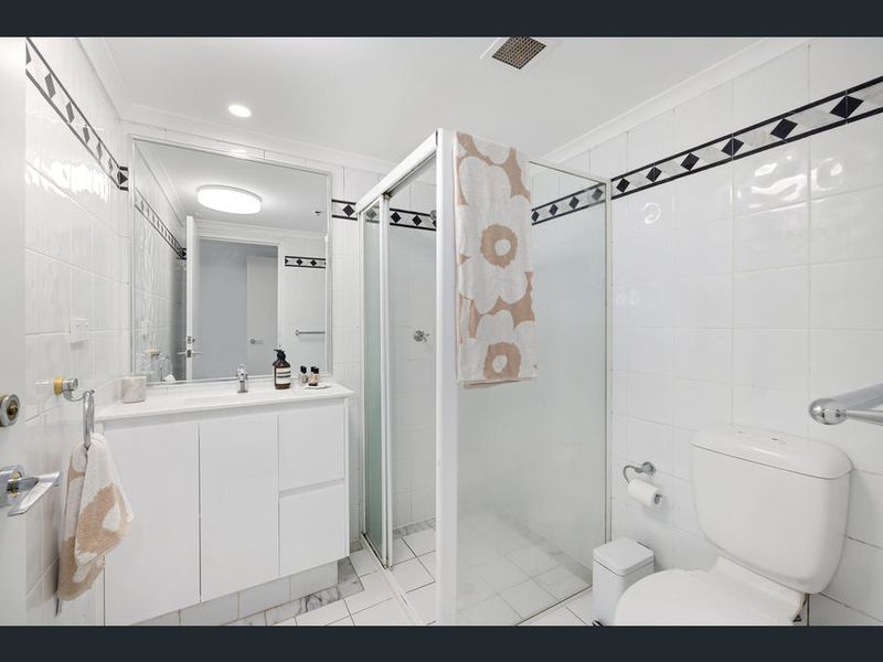 369 / 303-307 Castlereagh Street, Haymarket