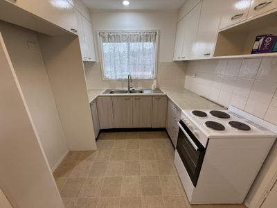 11 Babers Road, Cooranbong