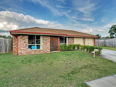 11 Locke Place, Goodna