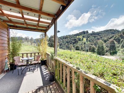 8  Blue Gum Road, Gardners Bay