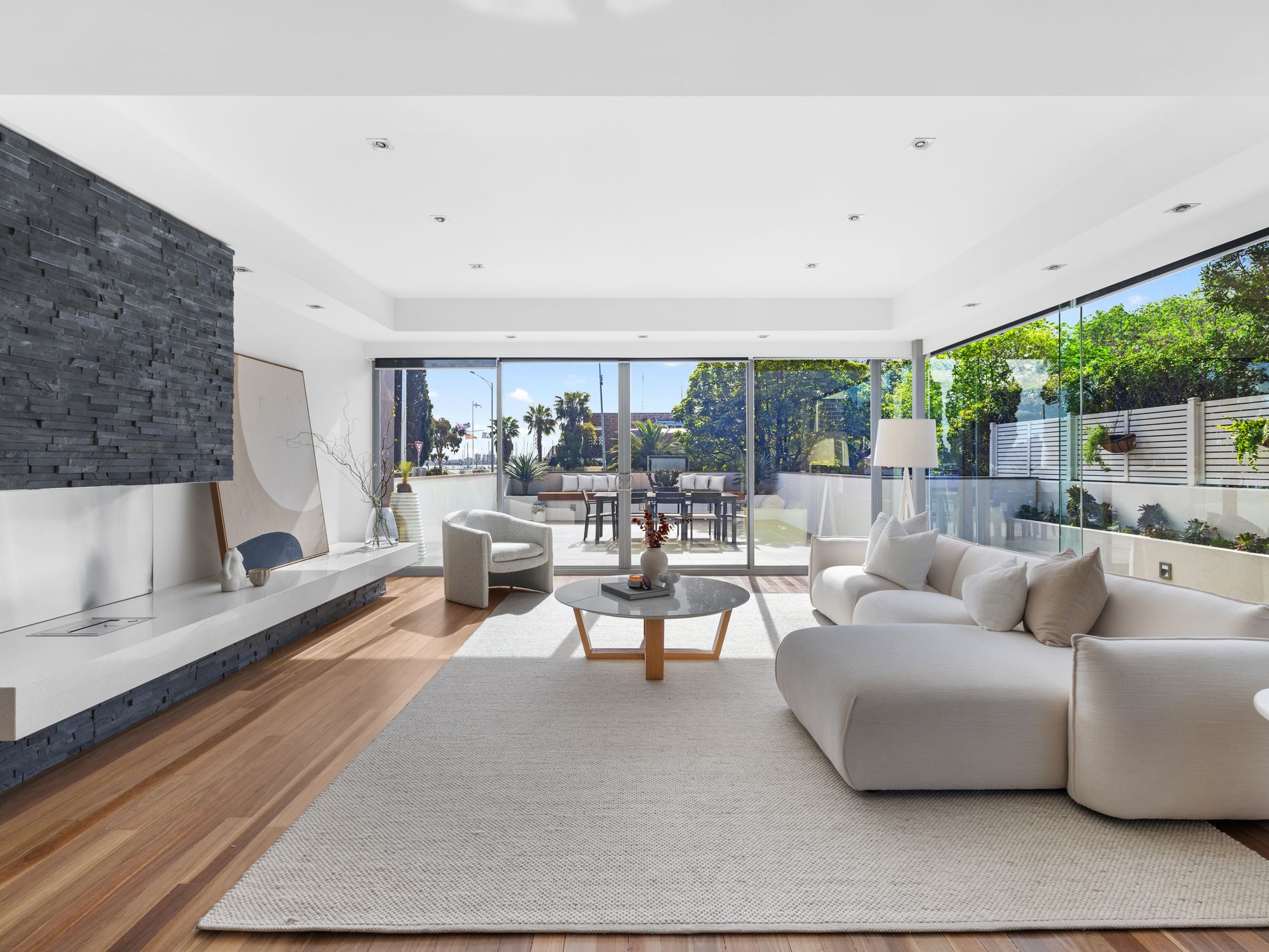 2 / 261 Nelson Place, Williamstown