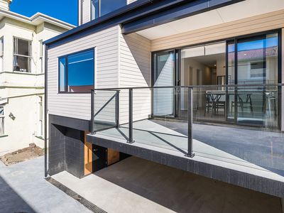 B / 74 London Street, Dunedin Central