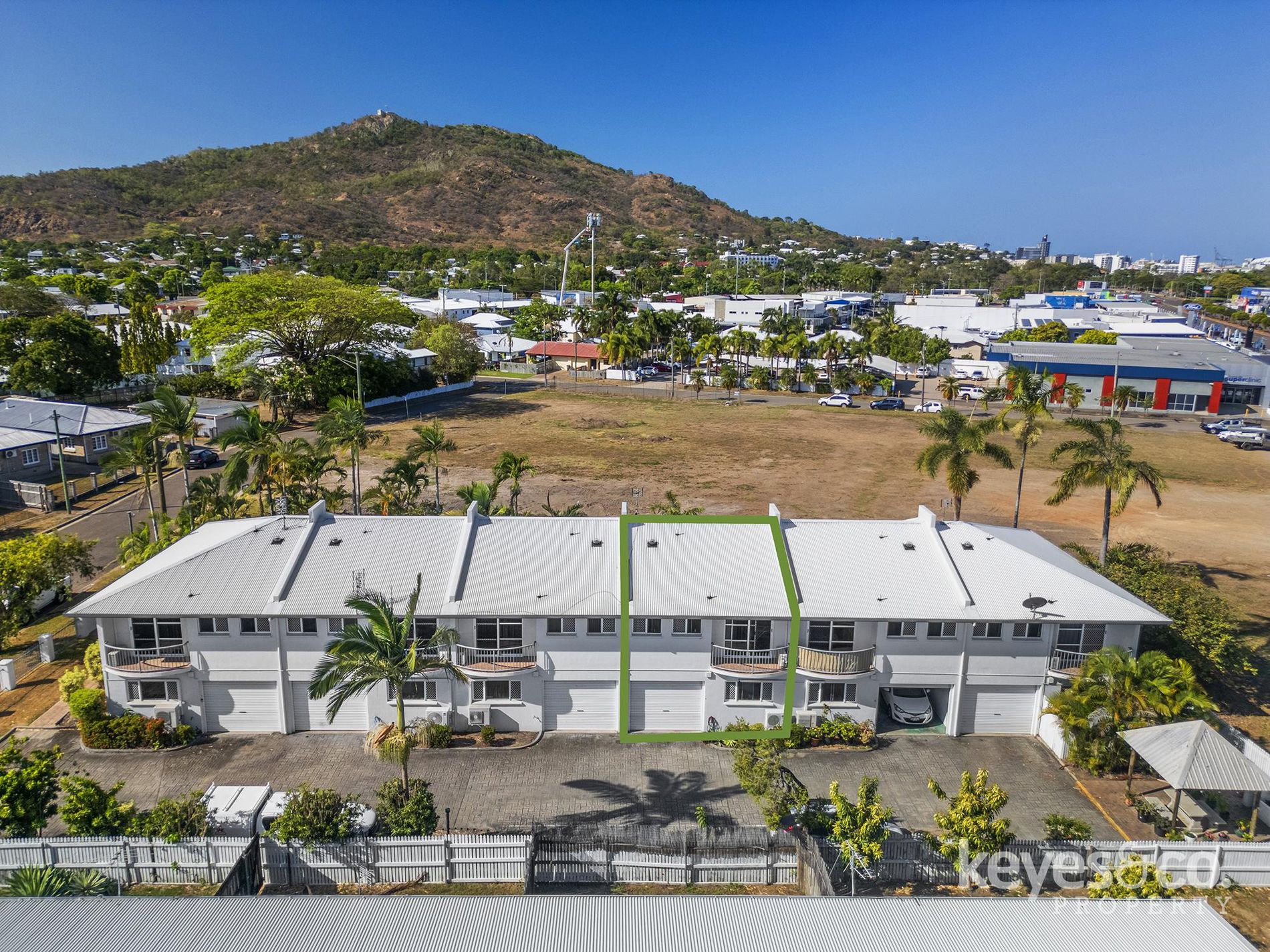 4 / 8 Regent Street, Hyde Park