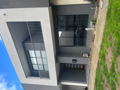 5 Powell Way, Cranbourne West