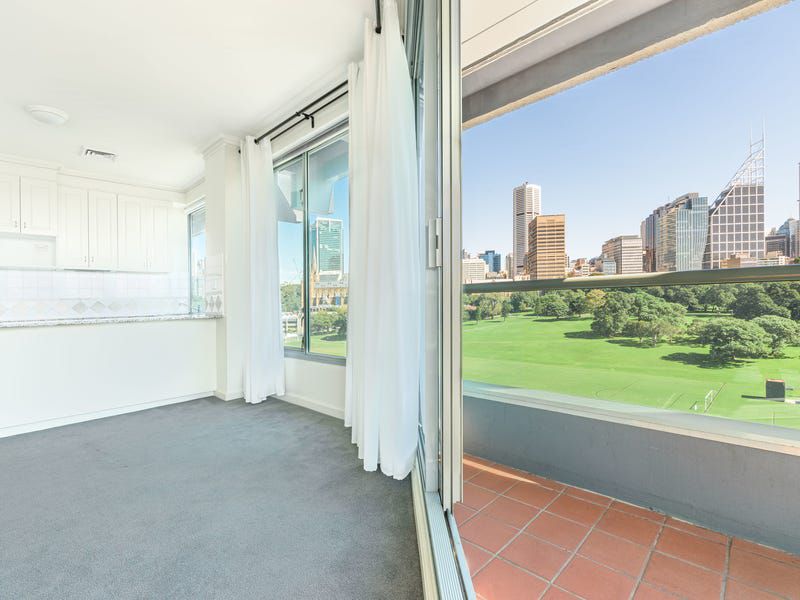 40 Sir John Young Crescent, Woolloomooloo