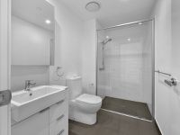 502 / 10 Trinity Street, Fortitude Valley