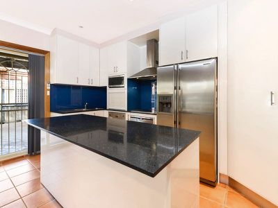 13 Macquarie Street, Rosebery