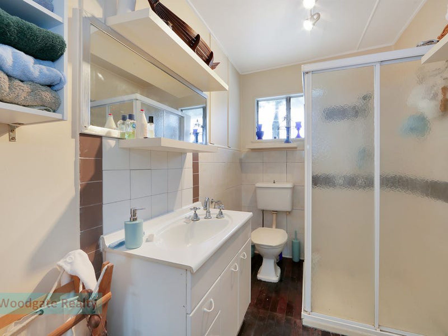 8 Fifth Ave, Woodgate
