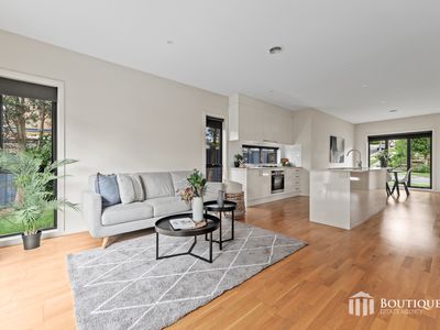 233 Outlook Drive , Dandenong North