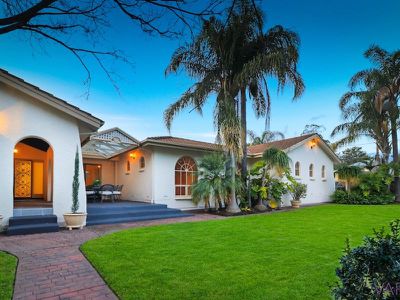 68 Mahogany Avenue, Highbury