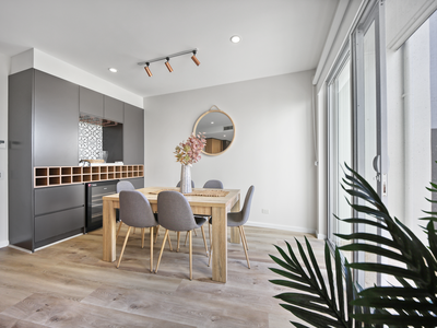 8 Huntingdale Drive, Magenta