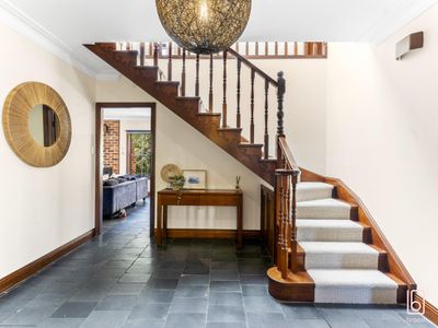 5 Fishburn Court, Terrigal